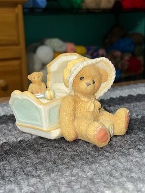 Vintage Cherished Teddies "Awaiting The Arrival" figurine 2000 limited edition